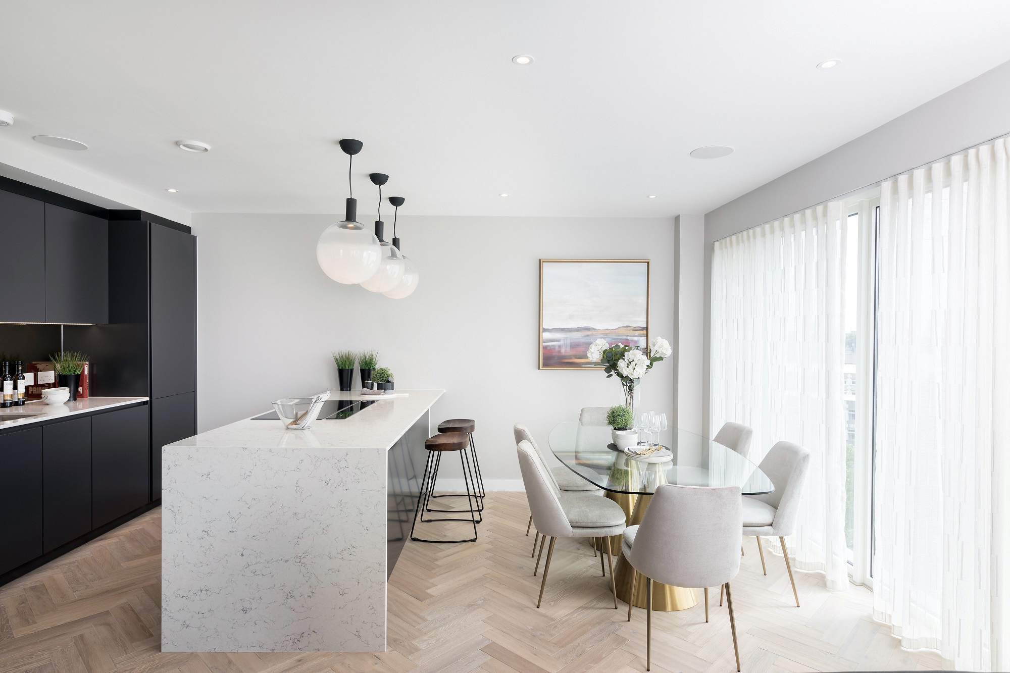 Blat kuchenny i wyspa Silestone White Arabesque